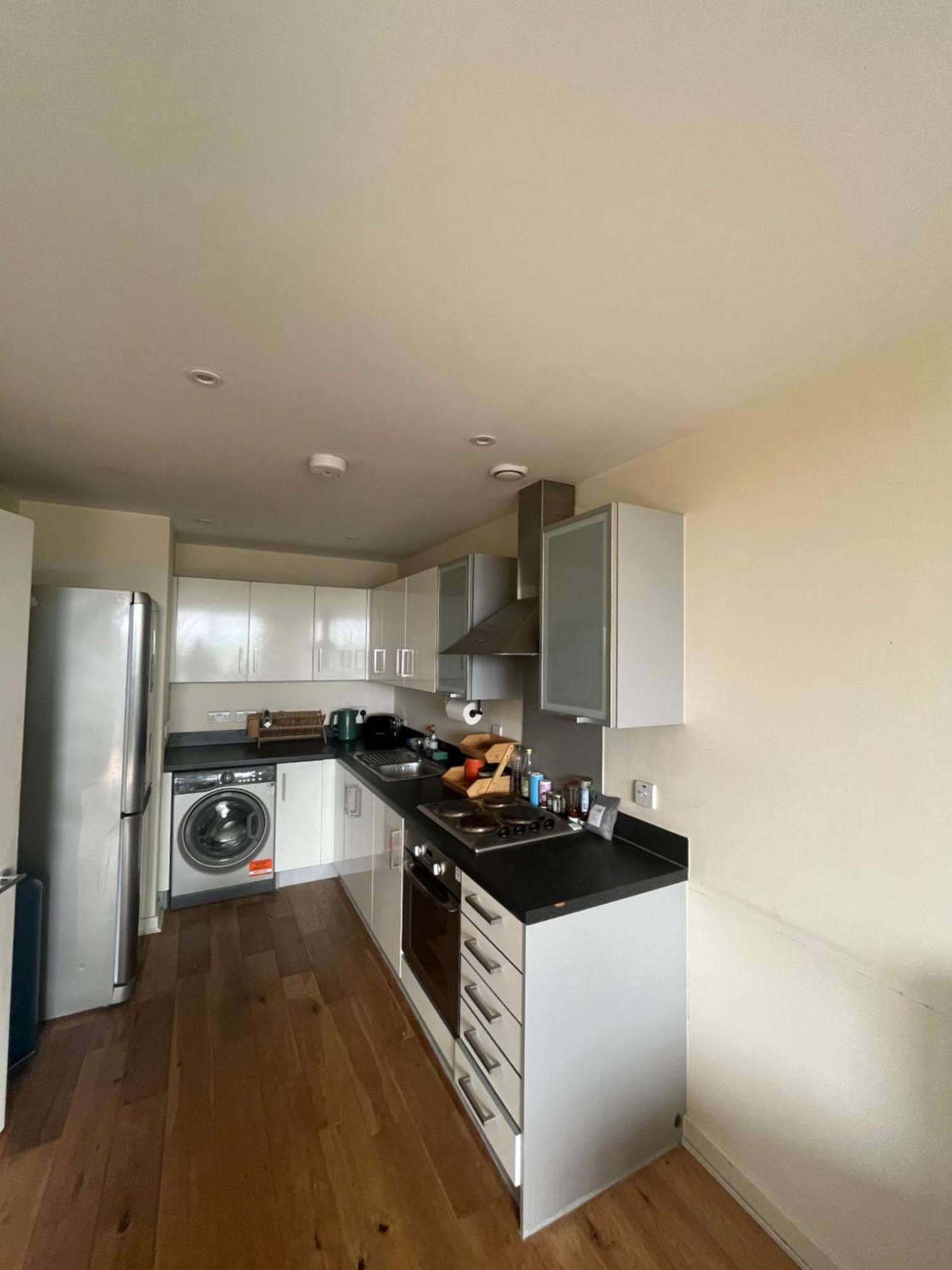 Modern 1bd Flat - 5 Min Walk To Battersea Park! Appartamento