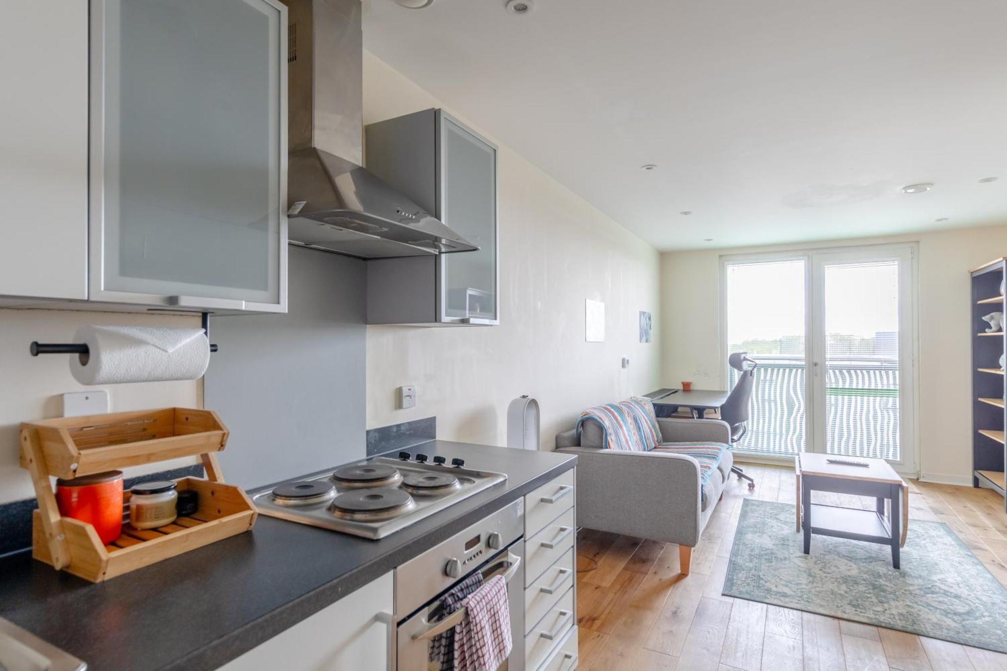 Modern 1bd Flat - 5 Min Walk To Battersea Park! * Londra