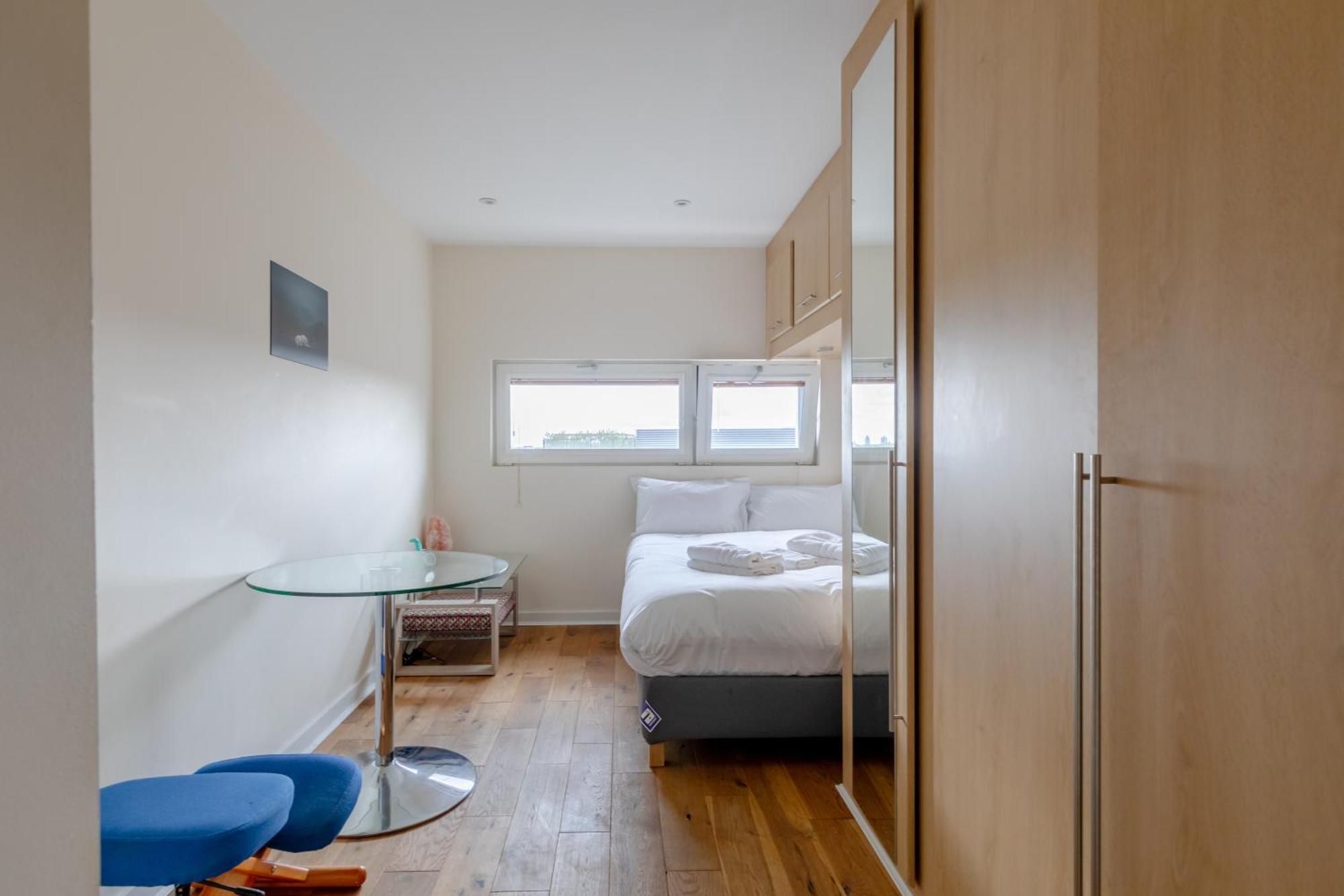 Modern 1bd Flat - 5 Min Walk To Battersea Park! Appartamento
